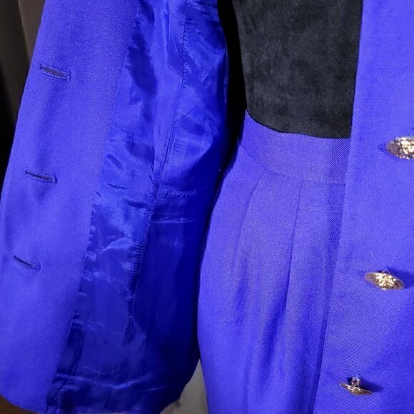 Casual Corner Purple/Gold Button Blazer & Skirt Set. Size 6P - Picture 6 of 16